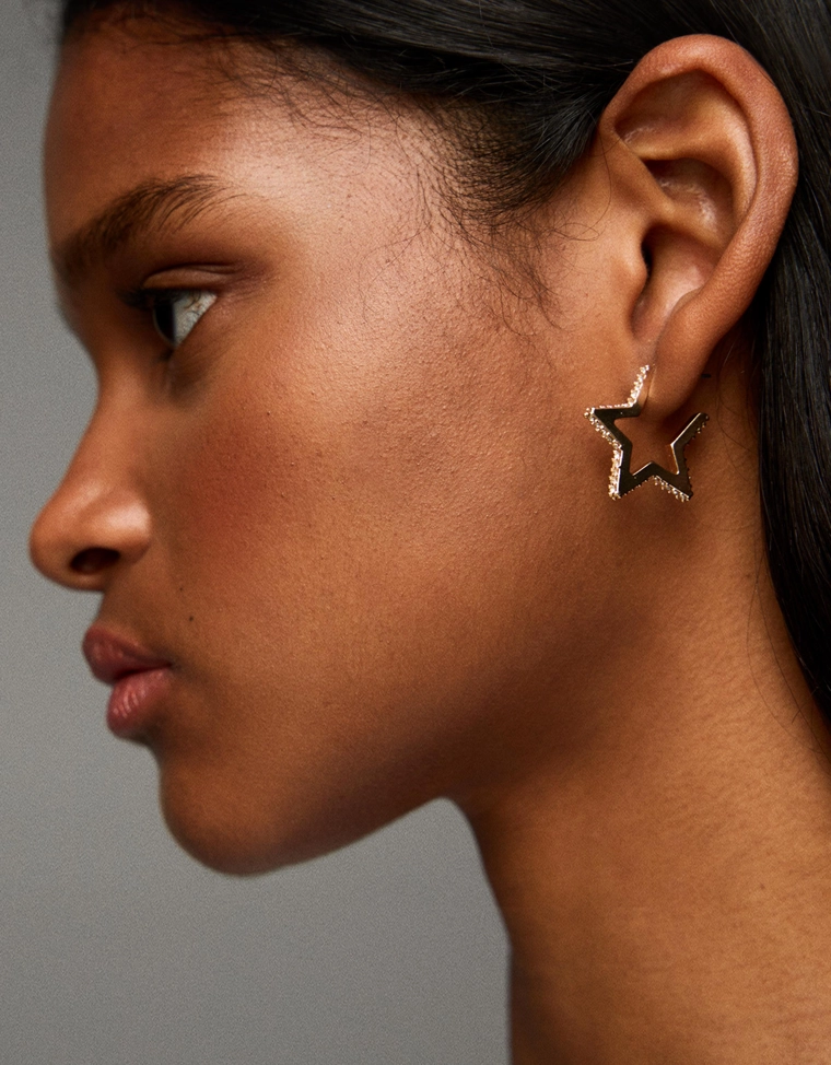 Набор из девяти пар серег со звездами