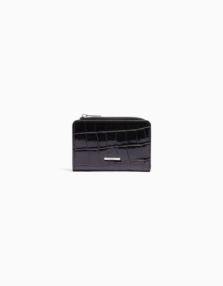 Кошелек из искусственной лакированной кожи с тиснением