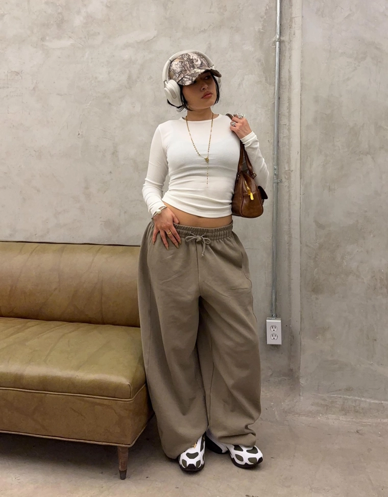 Топ с длинными рукавами