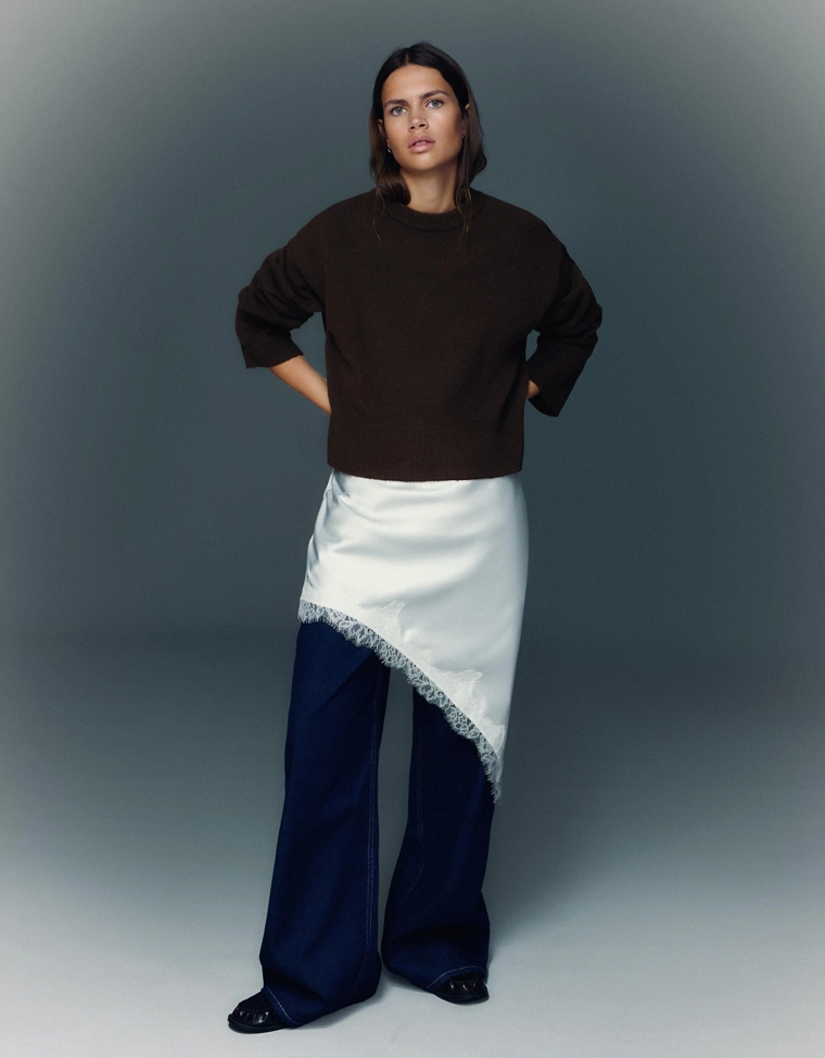 Свитер оверсайз с рифленым низом