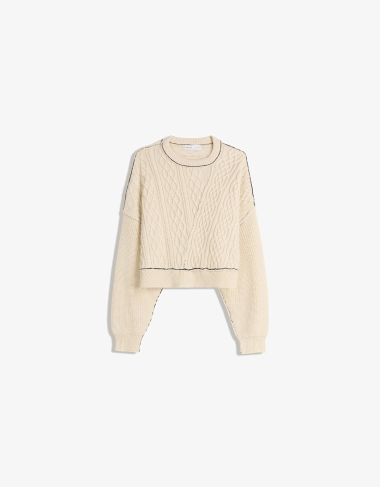 Свитер с узором «коса»