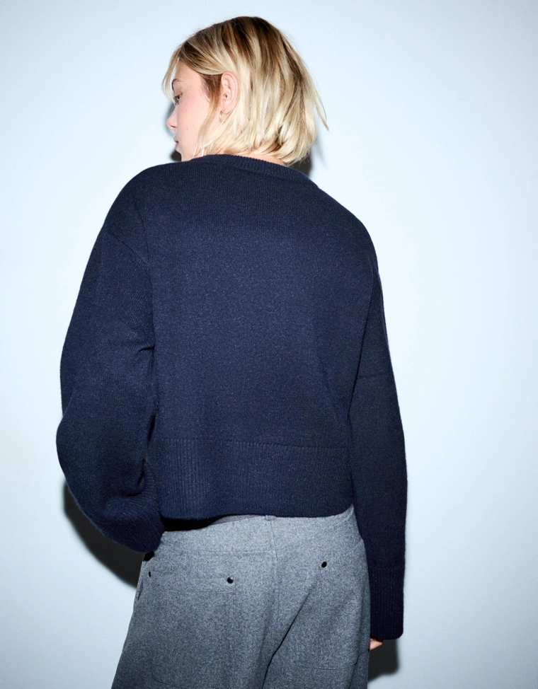 Свитер оверсайз с рифленым низом