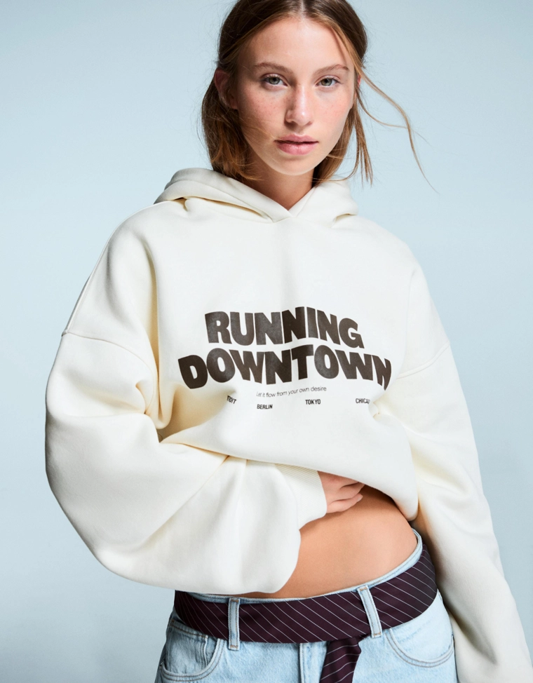 Худи оверсайз с капюшоном и принтом