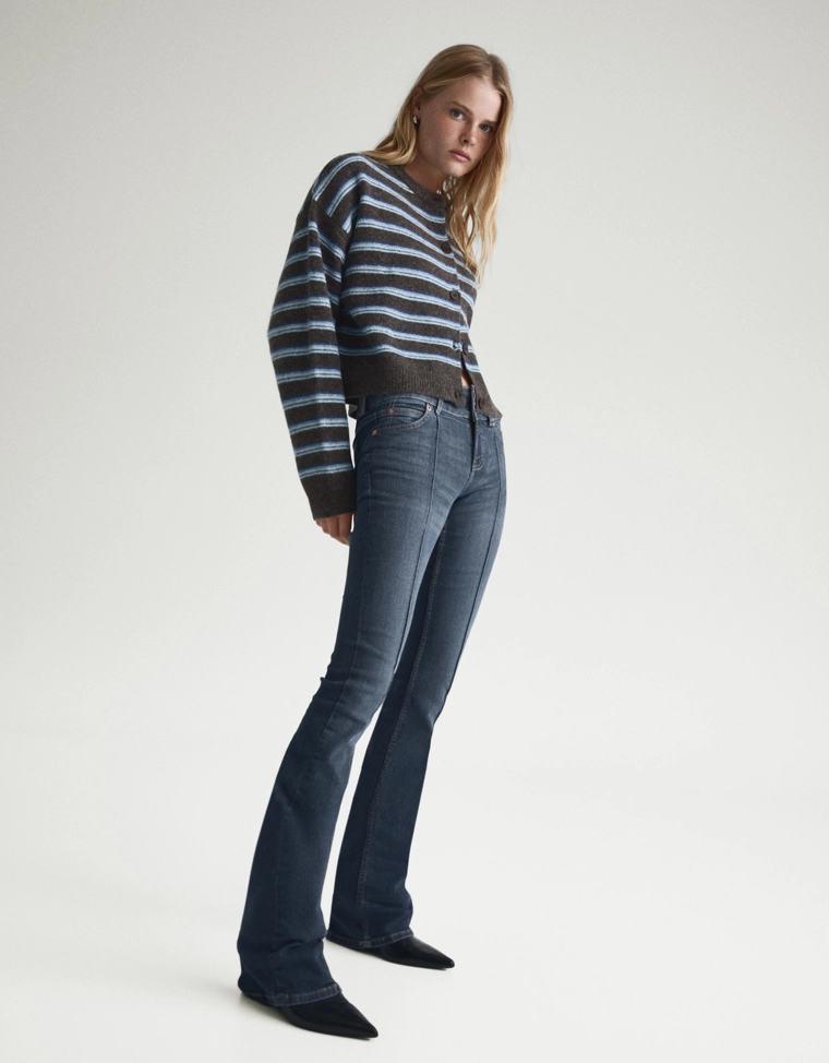 Джинсы bootcut с низкой посадкой