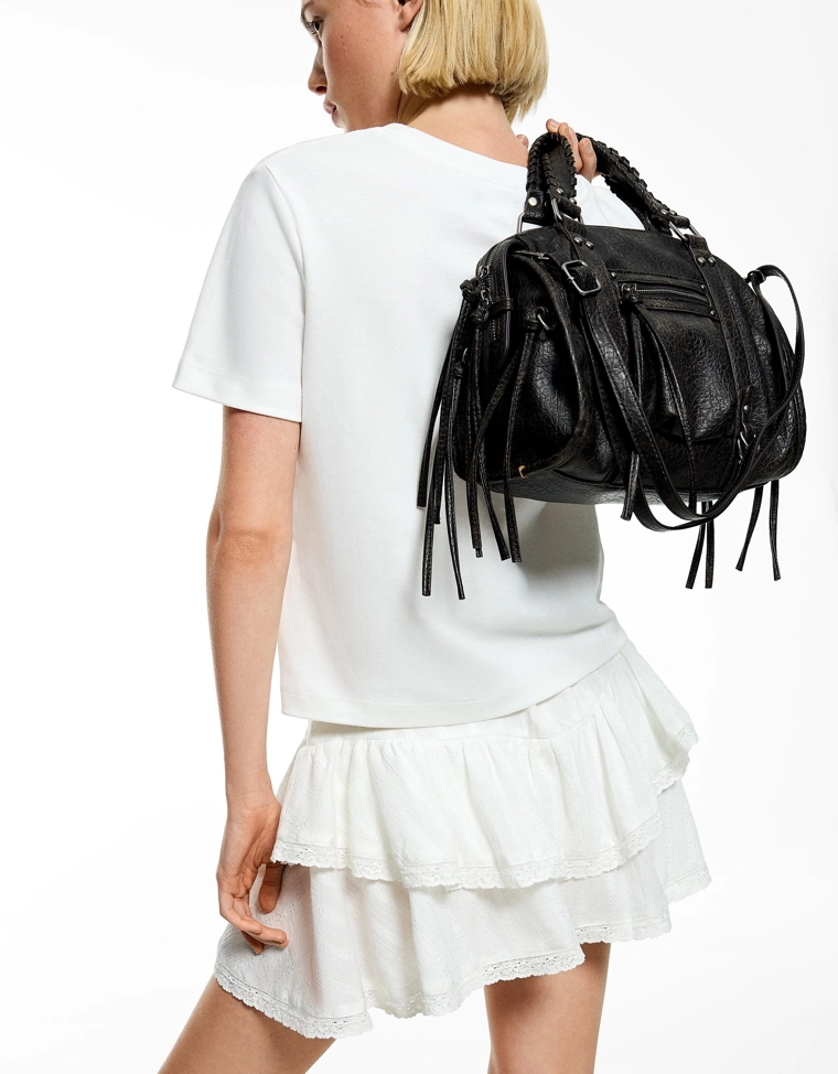 Сумка-боулинг с эффектом потертости и ремнями