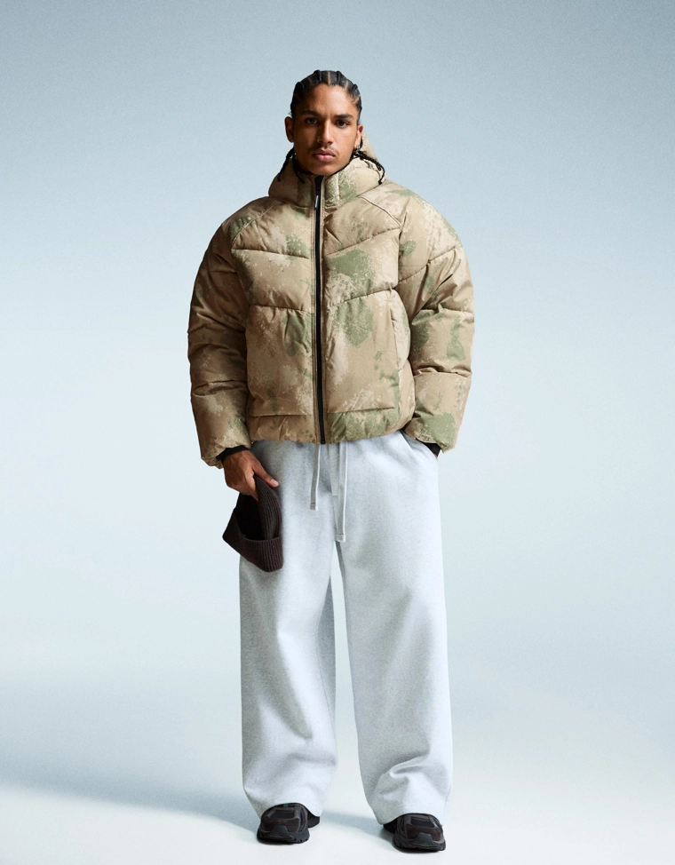 Пуховик с капюшоном