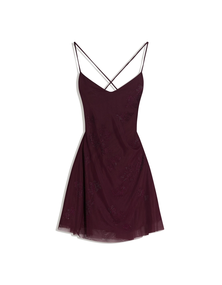 Мини-платье из полупрозрачной ткани на бретелях со стразами