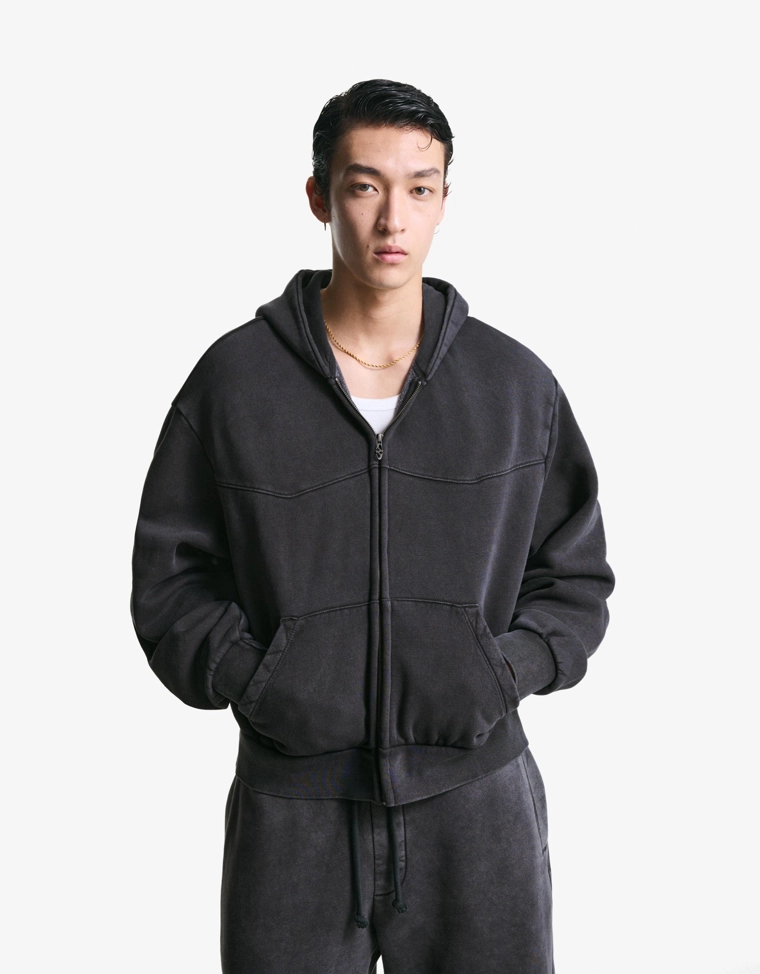 Укороченная толстовка геометрического кроя с застежкой-молнией