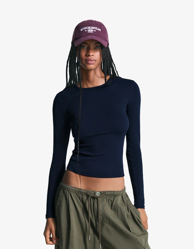 Топ с длинным рукавом