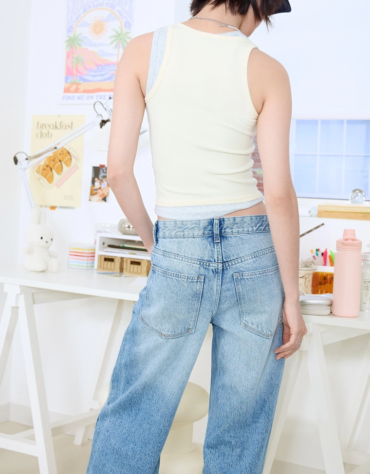 Джинсы в стиле бойфренд