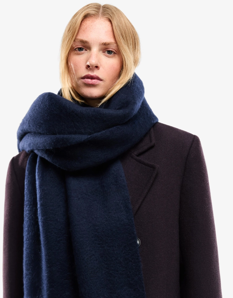 Однотонный шарф