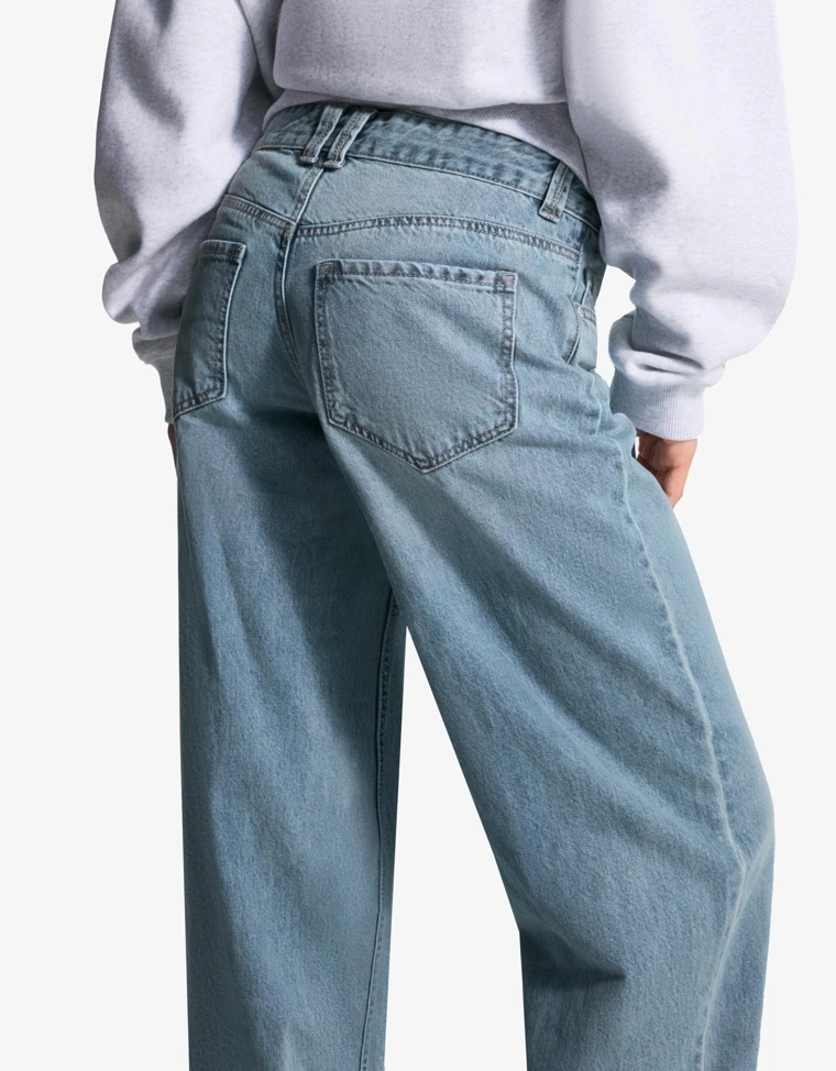 Джинсы barrel свободного кроя