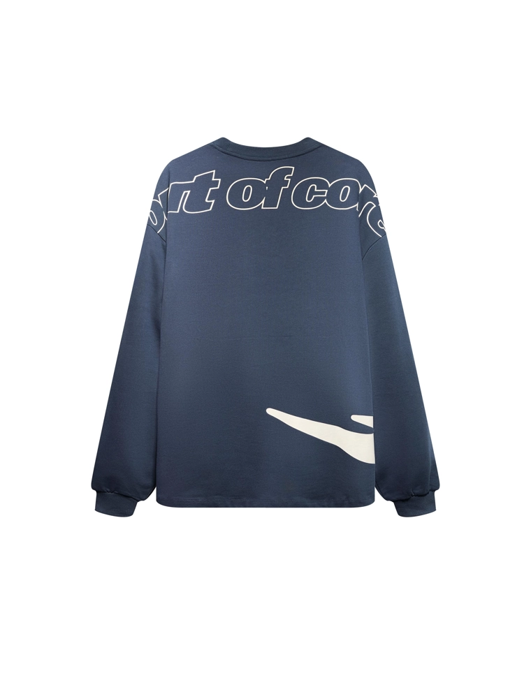 Лонгслив с принтом out of core