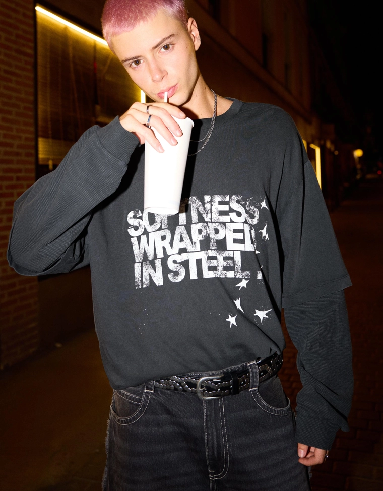 Футболка с принтом и двойными рукавами