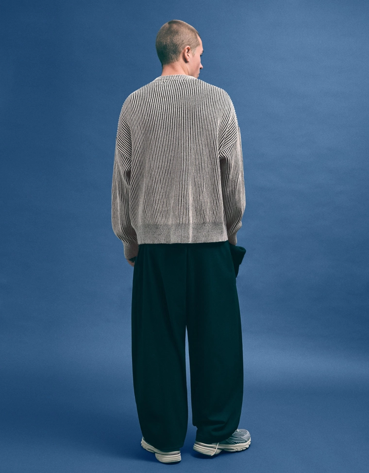 Свитер с принтом