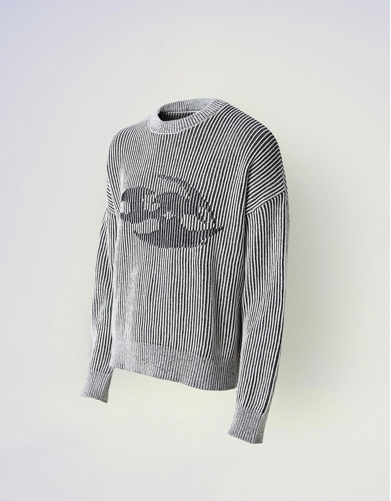 Свитер с принтом