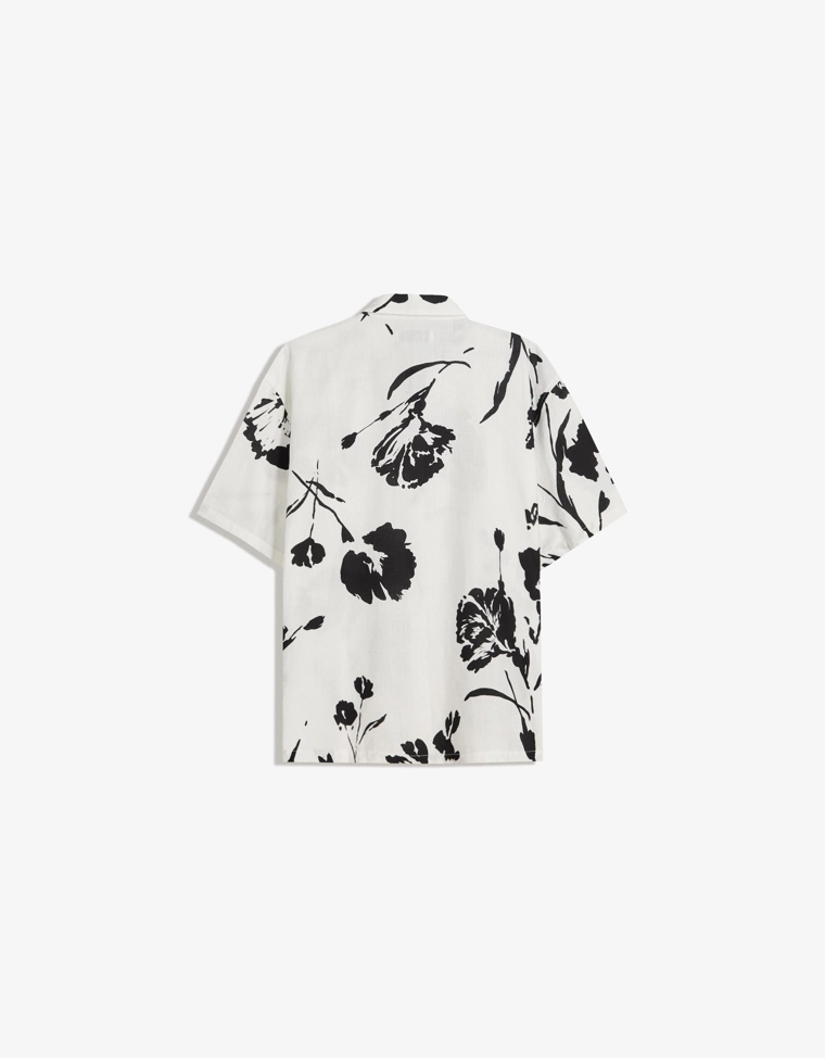Рубашка в стиле рустик с короткими рукавами и принтом