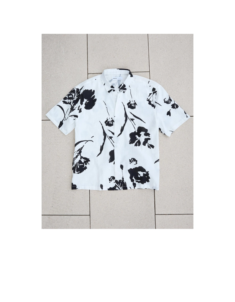 Рубашка в стиле рустик с короткими рукавами и принтом
