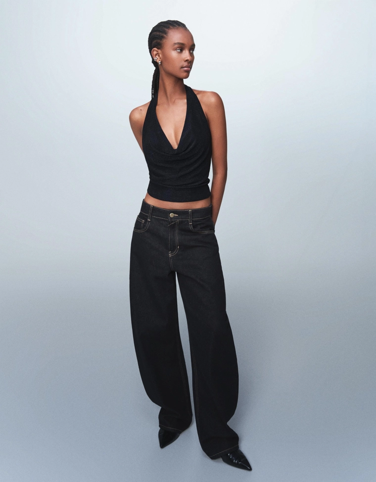 Топ с горловиной халтер, драпированным вырезом и блестящим эффектом