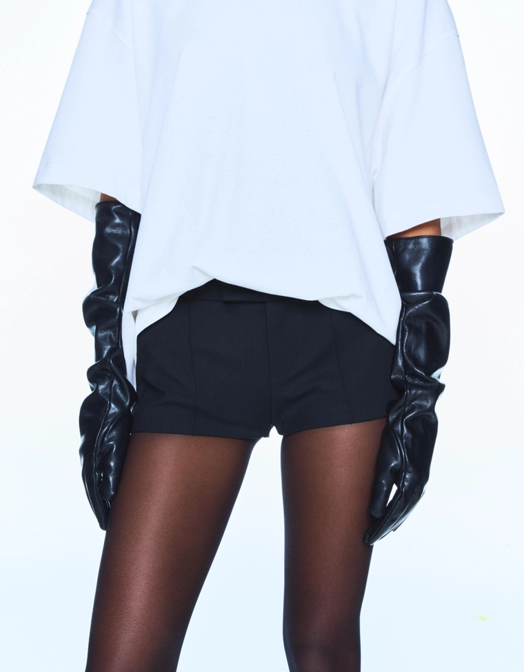 Длинные перчатки из искусственной кожи