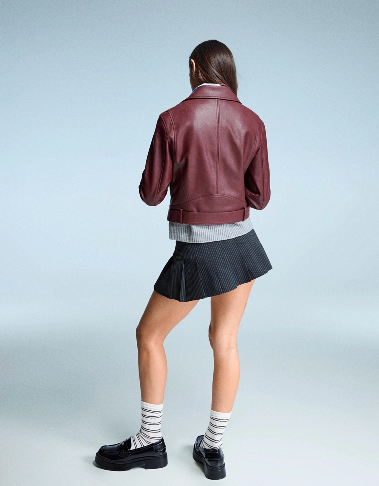 Куртка в байкерском стиле из искусственной кожи