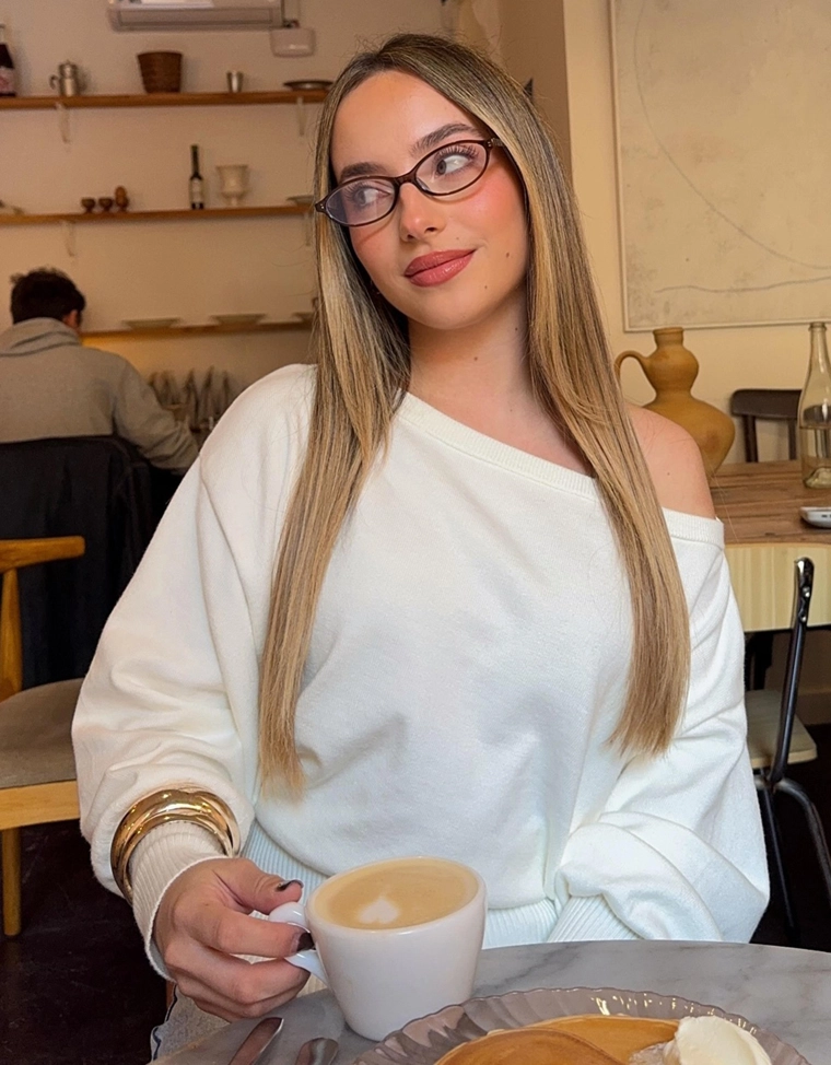 Асимметричный свитер с низом в рубчик