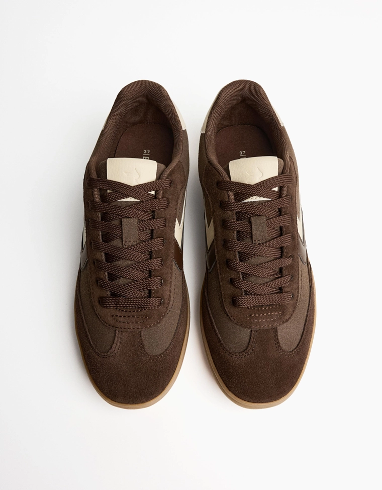 Ретро кроссовки