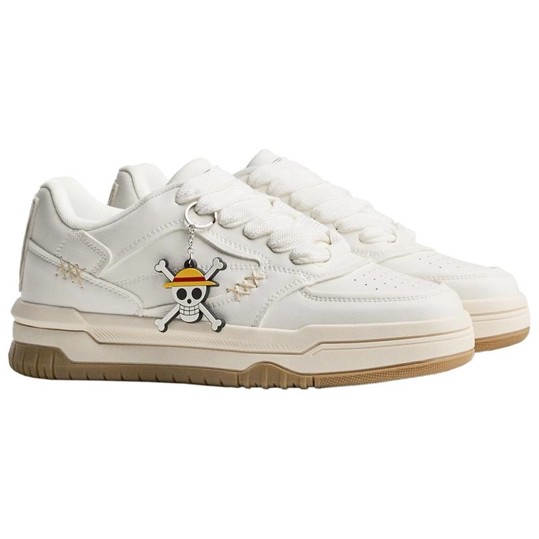 Кеды bershka с принтом one piece и брелоком