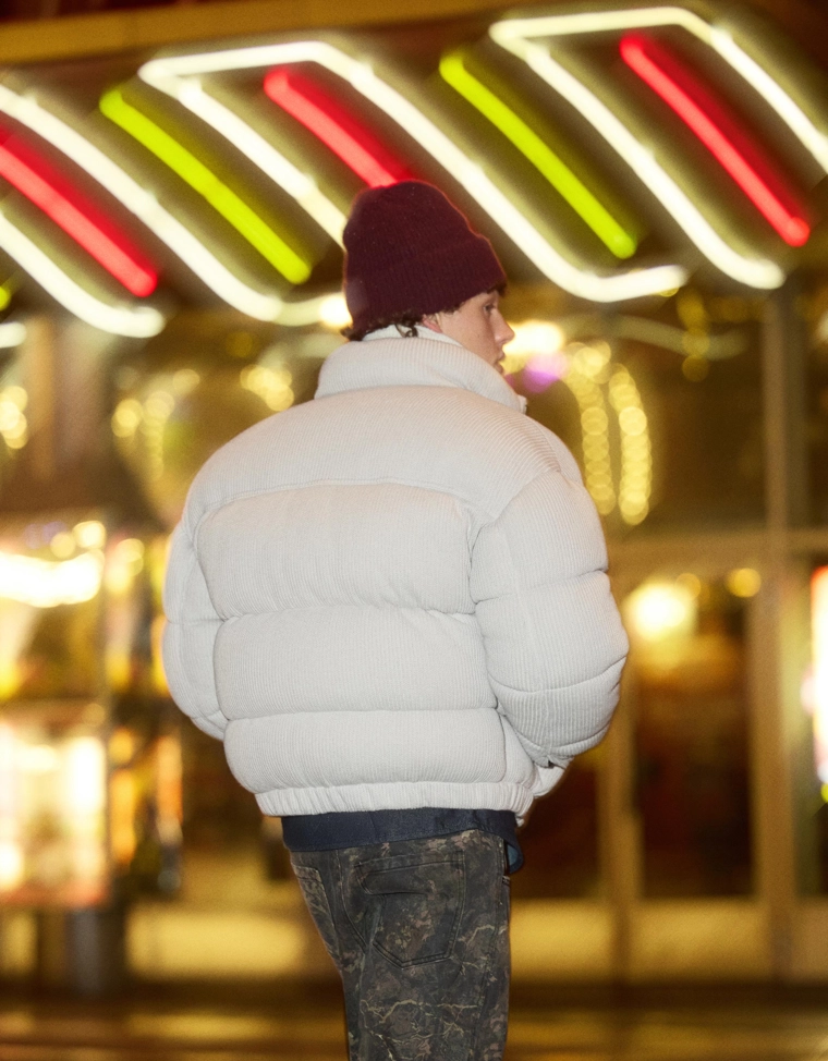 Пуховик крупной вязки