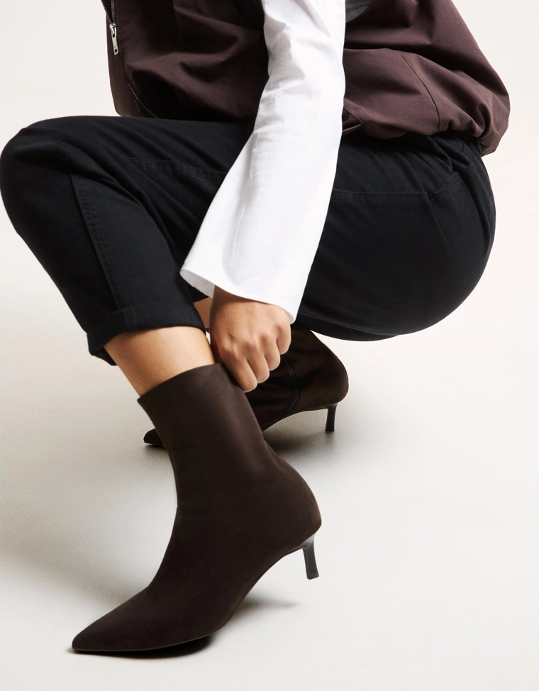 Ботильоны на среднем тонком каблуке