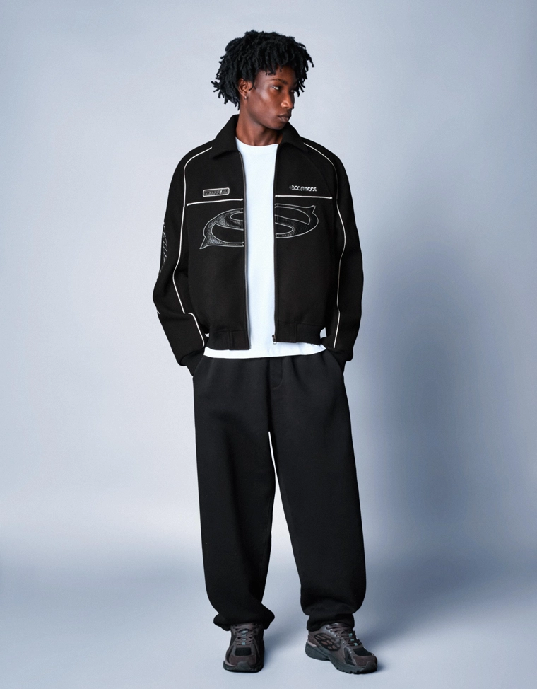 Куртка из фетра с аппликациями