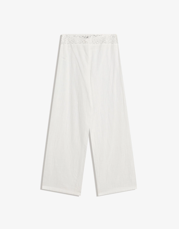 Брюки с поясом из кружева кроше