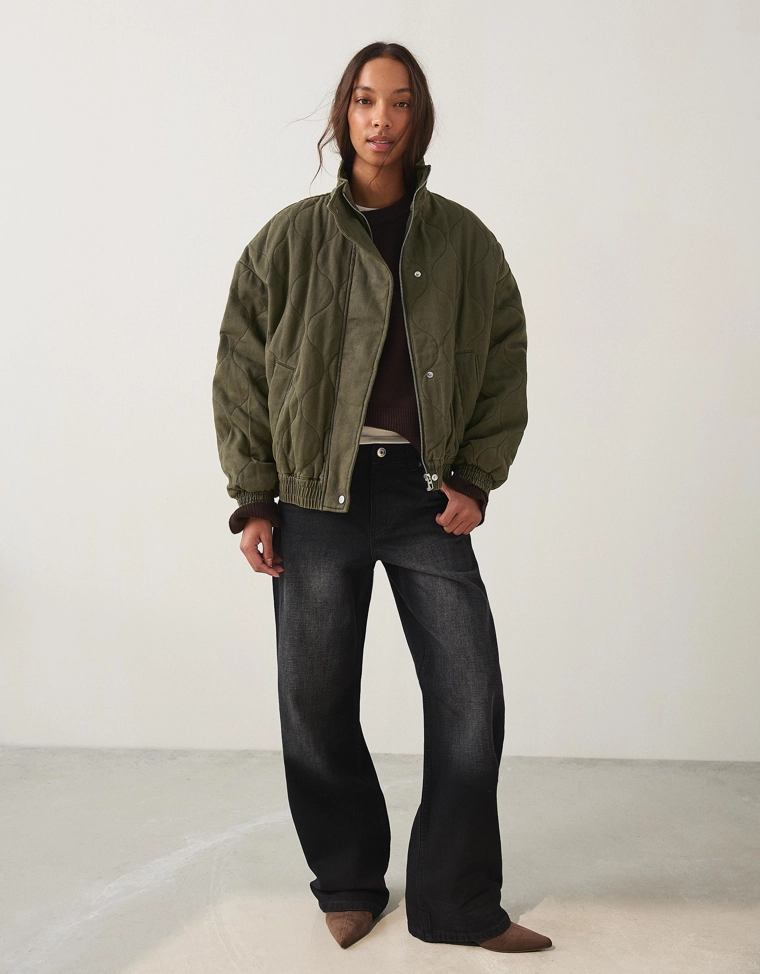 Куртка с вышивкой и узором «косы»