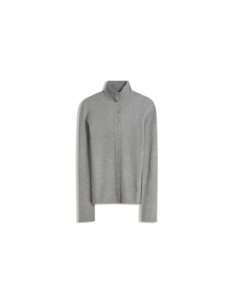 Кардиган с петельками и застежками на крючок