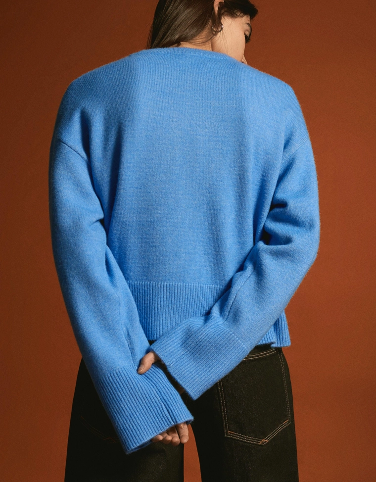 Свитер оверсайз с рифленым низом