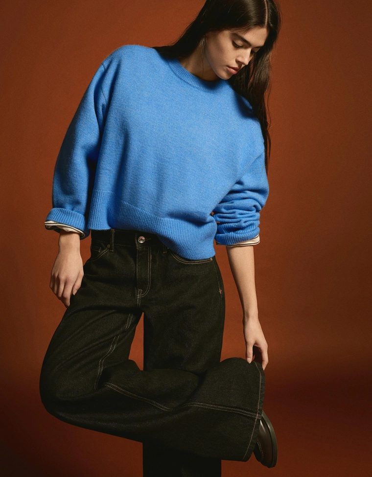 Свитер оверсайз с рифленым низом