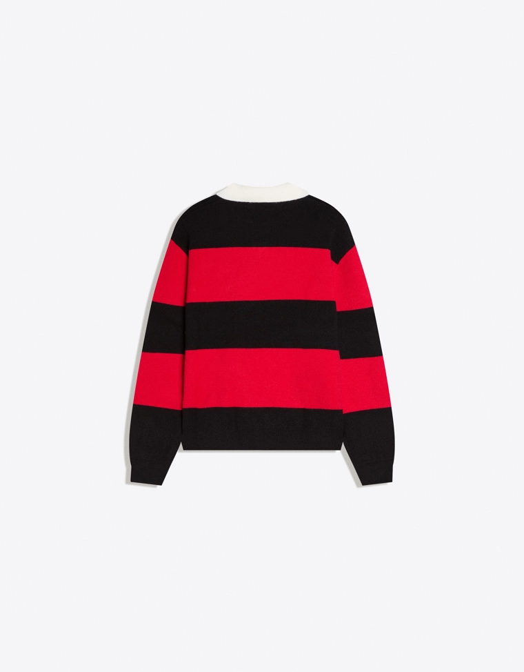 Свитер с воротником поло и вышивкой