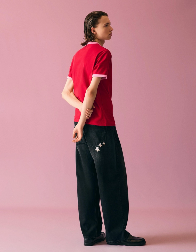 Футболка с короткими рукавами, контрастной отделкой и принтом