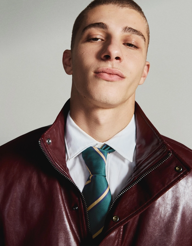 Полосатый галстук