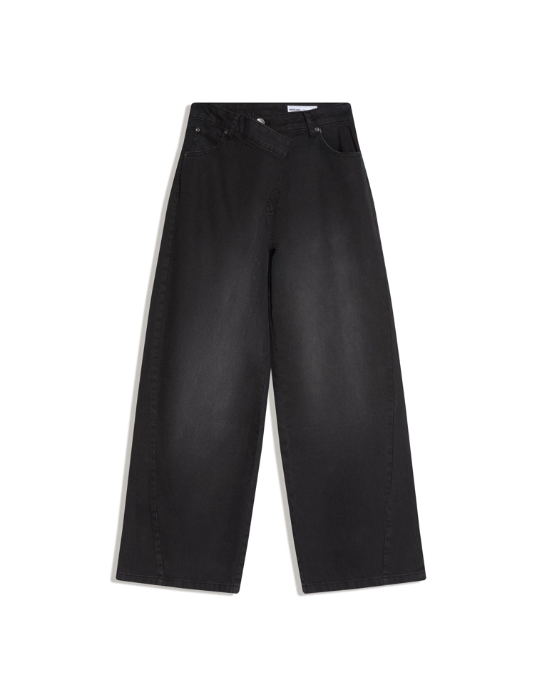 Брюки лодочка