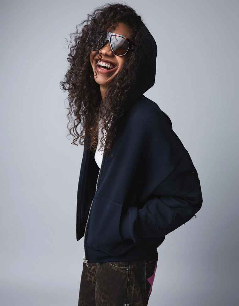 Худи на молнии с капюшоном и вышивкой