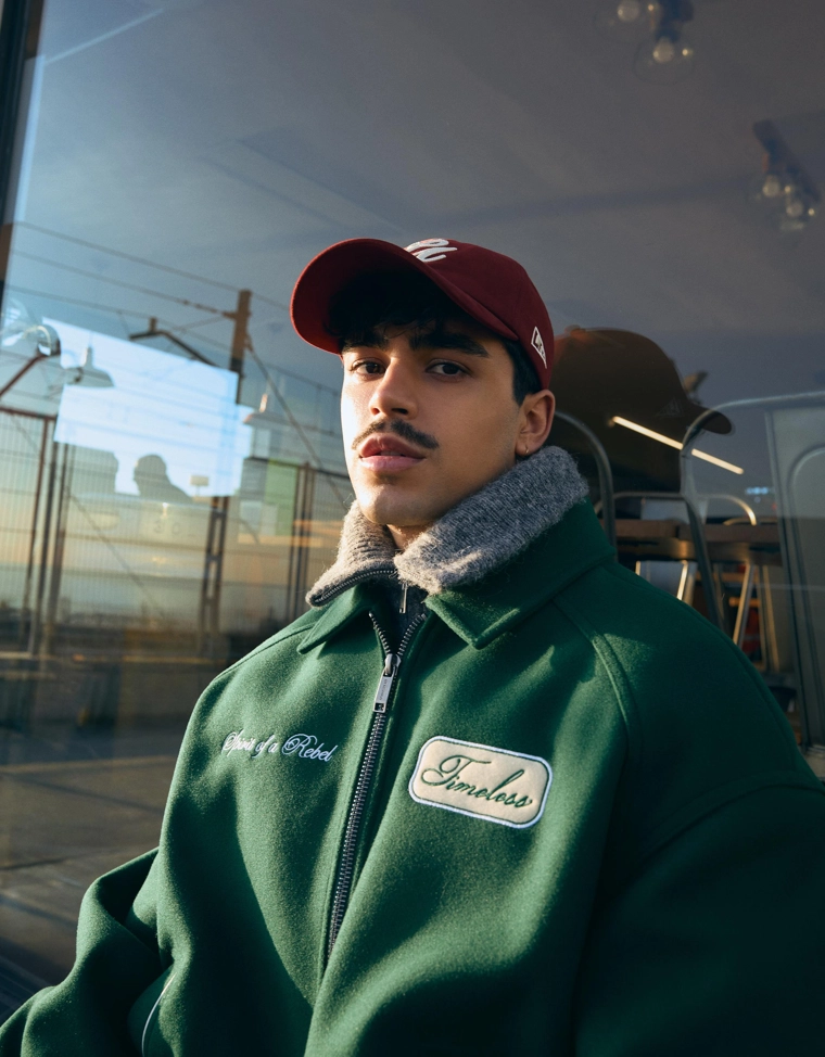 Куртка из фетра с вышивкой