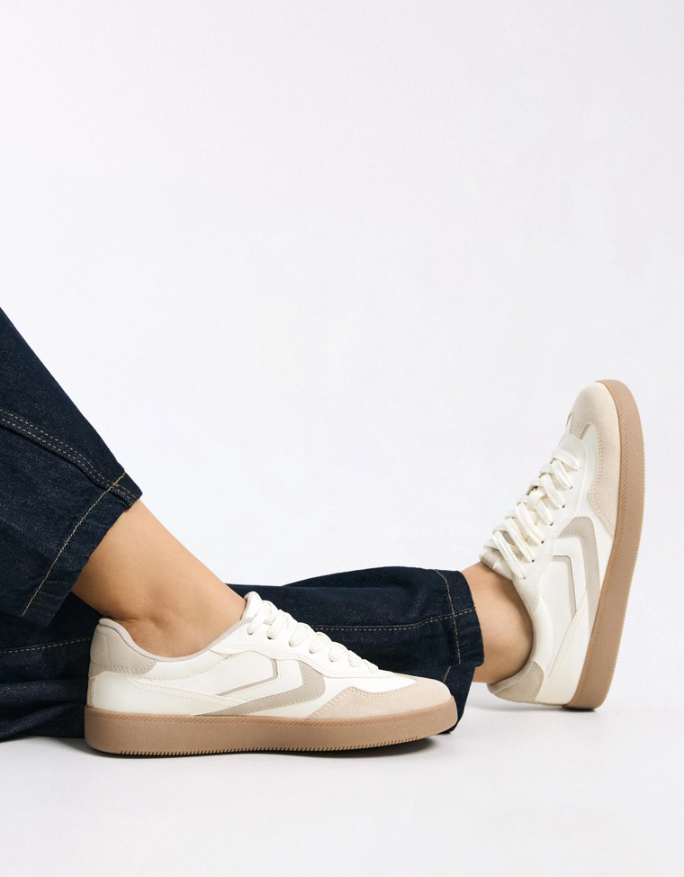 Ретро-кроссовки