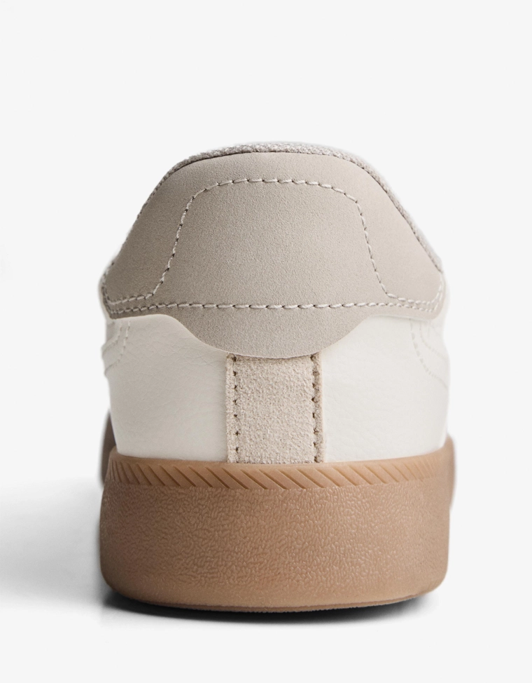 Ретро-кроссовки