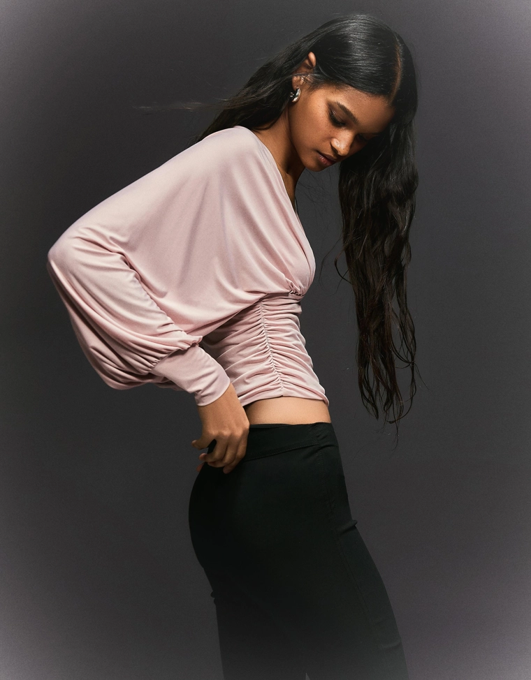 Топ с длинными рукавами и сборками