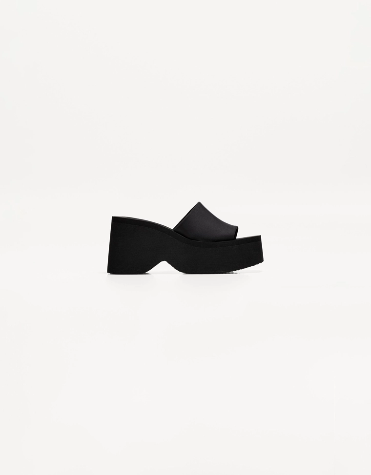 Босоножки на платформе