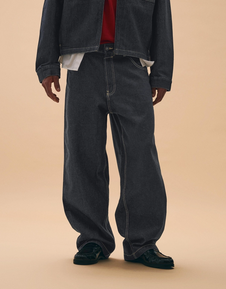 Джинсы в стиле скейтер