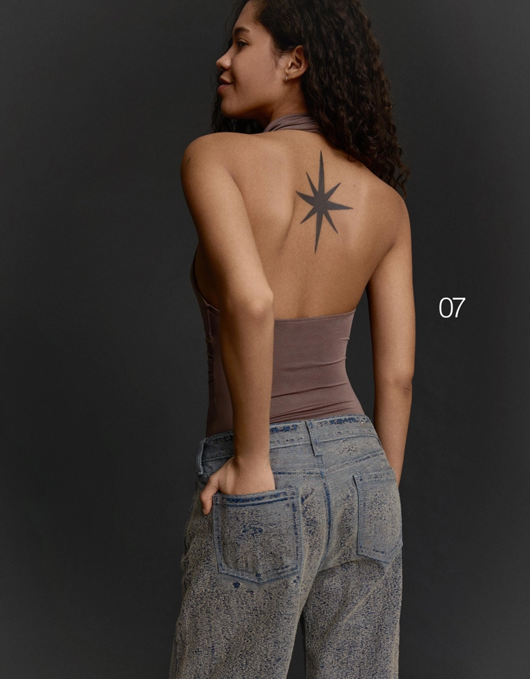 Боди с горловиной халтер и сборками