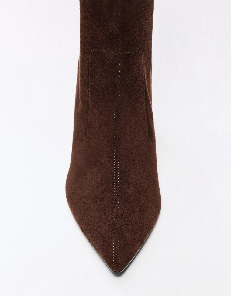 Fitted high-heel ankle boots