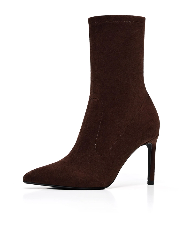 Fitted high-heel ankle boots